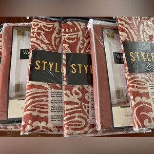 6 Stylemaster Rust & Cream Sheer Panels